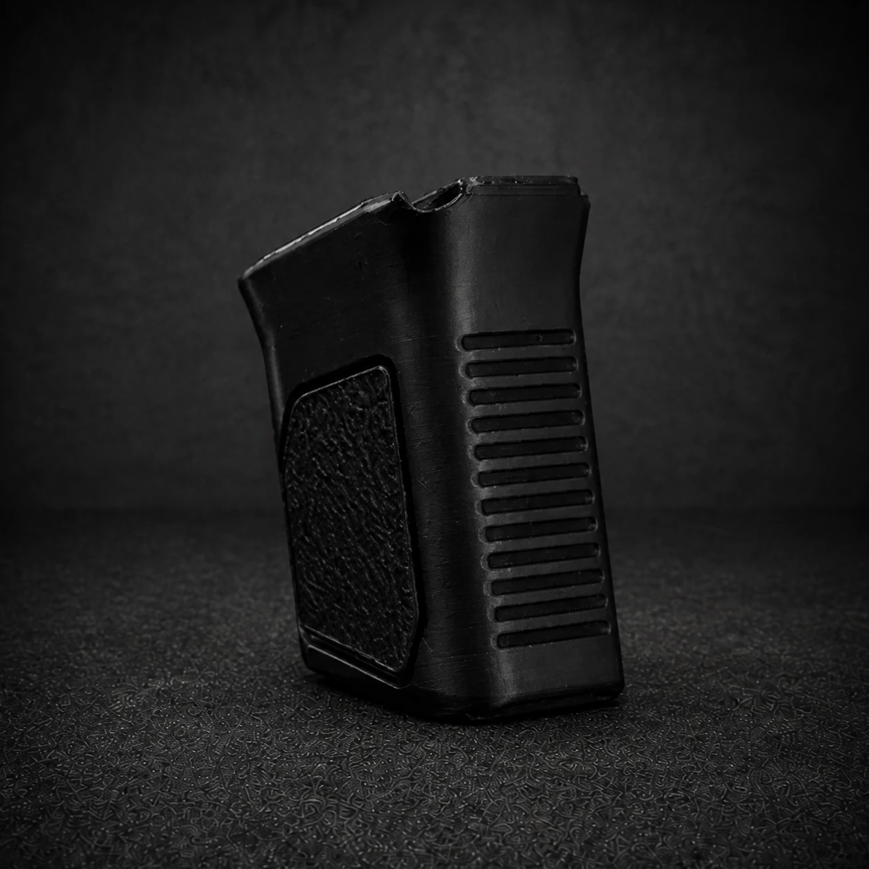 Low-Profile Angled Vertical Hybrid M-LOK Foregrip